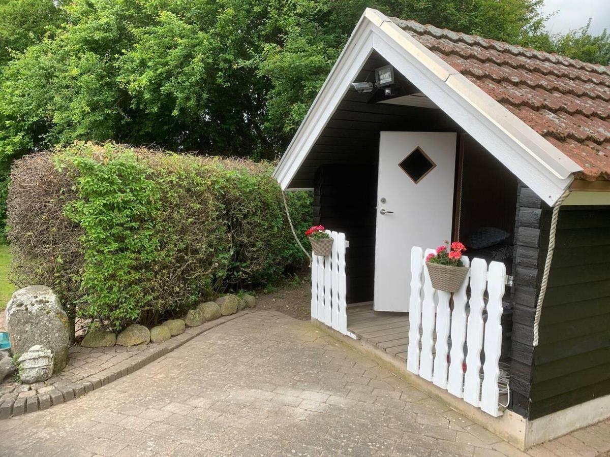 Stunning Romantik Cabin Close To Baltic Sea Βίλα Idestrup Εξωτερικό φωτογραφία