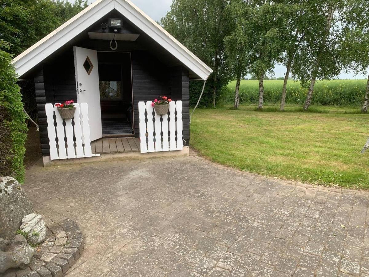 Stunning Romantik Cabin Close To Baltic Sea Βίλα Idestrup Εξωτερικό φωτογραφία